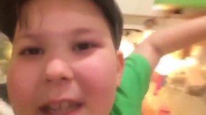 Рэпчик про конфеты )))