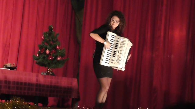 Алена Афанасьева "Попурри" (аккордеон).mp4 смотреть онлайн