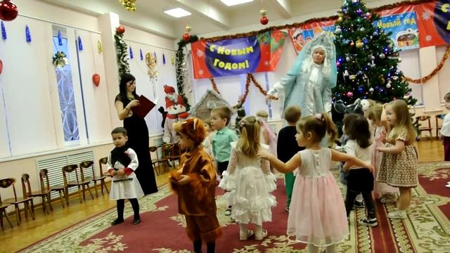 Утренник Д/с 17, 2ая группа Муравьишки часть 2 смотреть онлайн