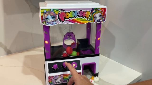 POOPSIE ARCADE CLAW Game Grab MOCHI Squishies!!