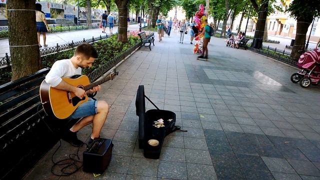 Одесса, июнь 2016, уличные музыканты, одинокий гитарист 2 смотреть онлайн