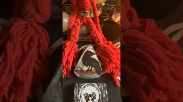 Tarot & Oracle Cards of the day by The 3nchanted Witches смотреть онлайн