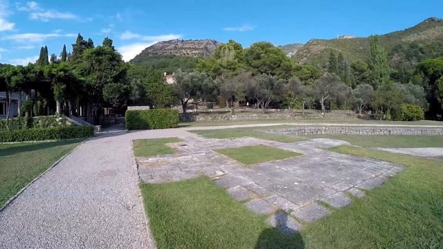 Пляжи Черногориии / Лучший ресторан в Свети-Стефан смотреть онлайн