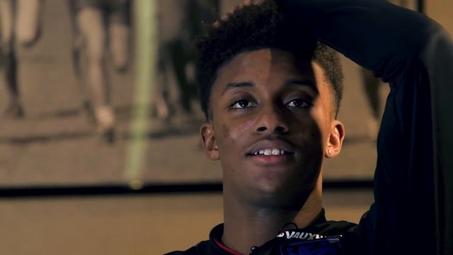 "I Know Everything About You!" | Abraham v Gray | Roommates | England U21 смотреть онлайн