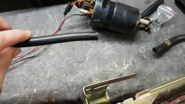 Замена топливного насоса сток на AJS 255 л/ч I Skyline R33 Rb25det