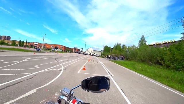 Антоха рулит. Мотоджимхана.Suzuki Intruder 1400. (11 rus)1080 смотреть онлайн