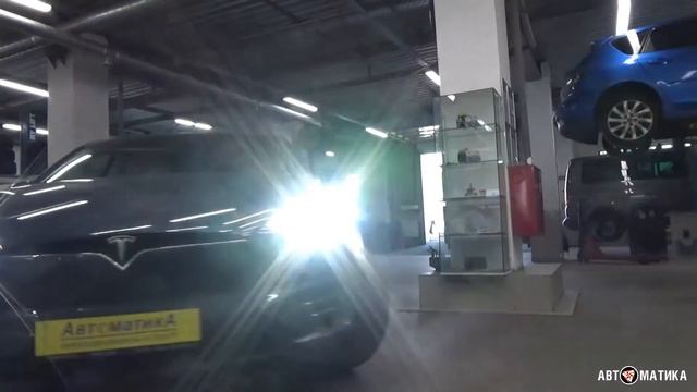 Tesla Model X не работает кондиционер Газ R 1234yf Ремонт магистралей Течь заднего контура 1 смотреть онлайн
