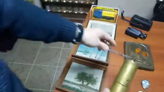 принесли в магазин икону, монокль, часы, кофемолку смотреть онлайн