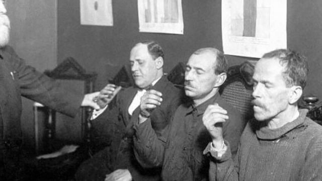 Сонная болезнь: самая странная эпидемия в истории СССР смотреть онлайн