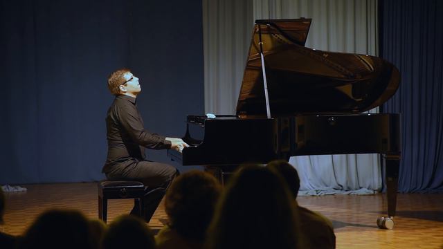 Rob Dougan - Clubbed To Death (piano adapted by Roland Hegedus) смотреть онлайн