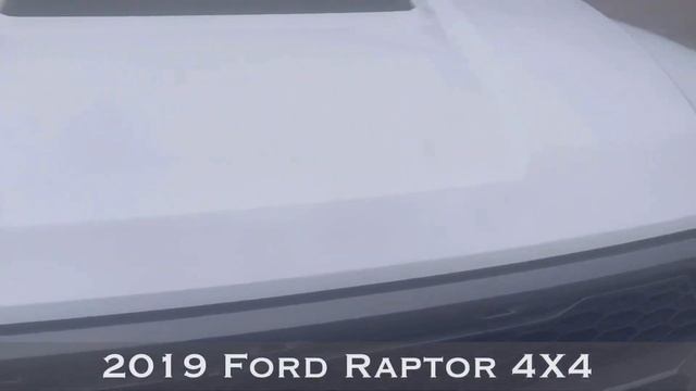 2019 Ford F-150 Raptor SuperCrew 4x4 in Oxford White with 124k miles смотреть онлайн