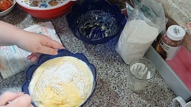 Готовлю Бисквит , мариную мясо для шашлыка на День рождения моего мужа Михаила !!!! смотреть онлайн