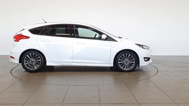 171D25358 - 2017 Ford Focus ST-LINE 1.5TD 120PS 6SPD 16,750