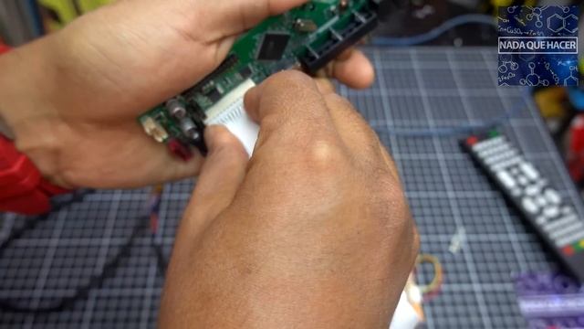 Convierte La Pantalla De Tu  LapTop Portatil Vieja En Un Monitor  O TV | NQUEH