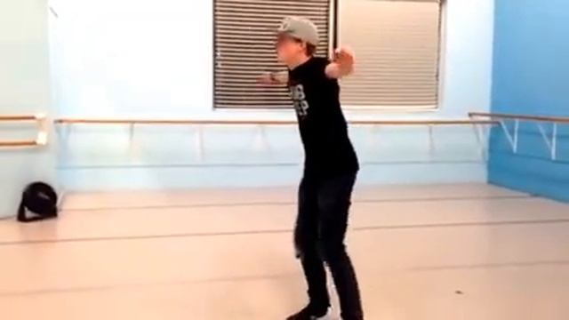 Late Night Dance Session | Miles (Automatic) Camp | Save Me смотреть онлайн