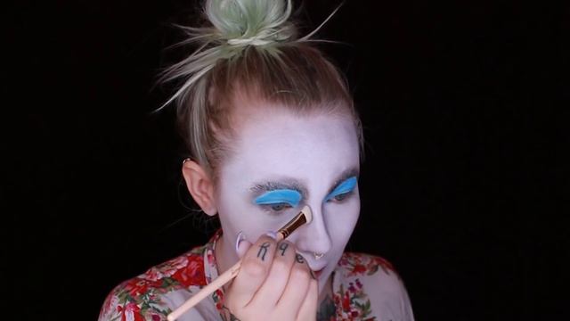 sad clown makeup tutorial / gift card giveaway with drop app смотреть онлайн