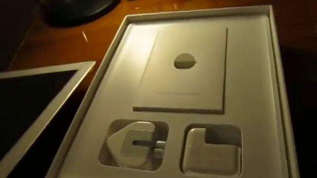 New iPad (iPad 3) Unboxing ! смотреть онлайн