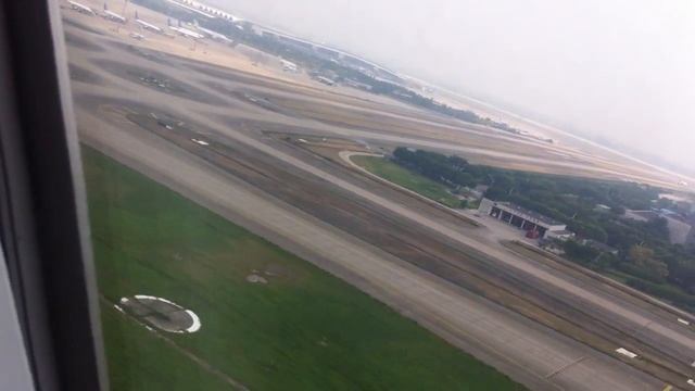 Взлет из аэропорта города Гуанчжоу (Китай) смотреть онлайн