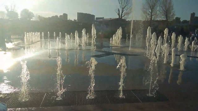 Парк Левобережный в Ростове-на-Дону / Экскурсия по Ростову / Anika Z влог смотреть онлайн