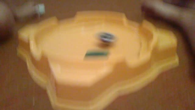 Разнесли кербеуса! Бейблейд