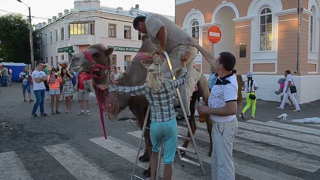 ПРИКОЛЬНО! Я тебя в Одноклассники добавлю! Тяжелая ноша. смотреть онлайн
