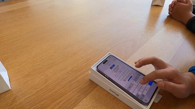 Unboxing iPhone 14 Pro Max Deep Purple 1TB, Setting up【4K】Apple Store China Chengdu | WalkTube 4K смотреть онлайн