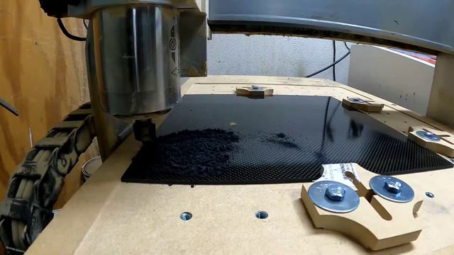 MAKING CARBON FIBER HELLCAT FENDER EMBLEMS ON 6040 CNC FOR CHALLENGER CHARGER CHEROKEE DURANGO SRT смотреть онлайн