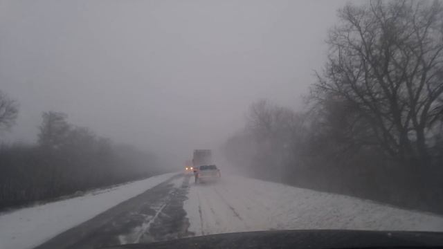 Видимость ноль. Заснеженная трасса. смотреть онлайн