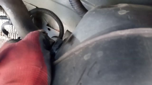 How to lower a tank of gas from a chevy cruze смотреть онлайн