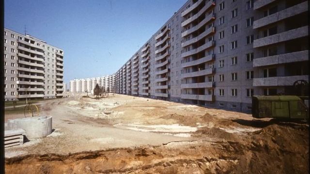 Tallinn Retro Väike-Õismäe / Таллин ВяйкеЫйсмяэ смотреть онлайн