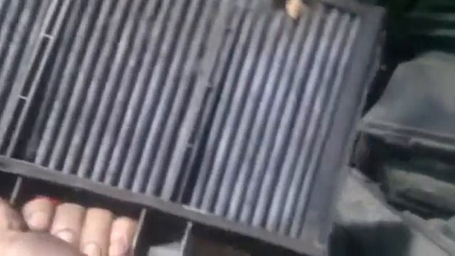 Mercedes W639 VIANO 2006г. Замена фильтра салона. смотреть онлайн