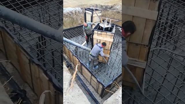Фундамент для башни 50 метров его заливка смотреть онлайн