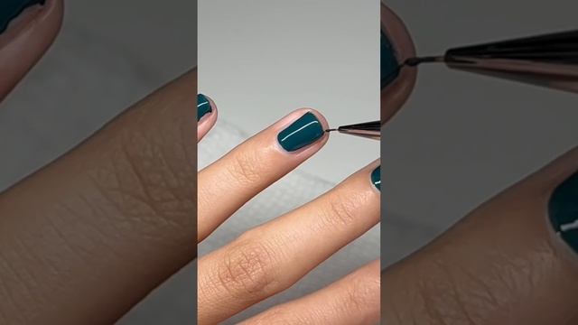 Emerald Nails? #nails #diynails #gelnails #nailtutorial #nailinspo #newnails #nailart #naildesign