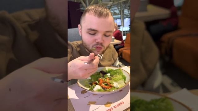 Итальянское Бистро в Минске. Аль Денте. Паста , тар-тар, салат #shorts#паста#фудблогер#минск#тартар смотреть онлайн