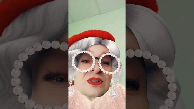 Совет гламурной бабушки. shorts