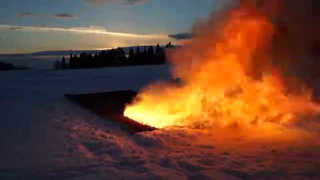 ПОДЖОГ 5 МИЛЛИОНОВ СПИЧЕК FIRE OF 5 MILLION STICKS смотреть онлайн