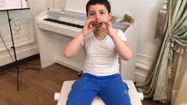 Дети рассказывают про музыкальные инструменты. Скрипка, гитара, барабан, фортепиано и другие. смотреть онлайн