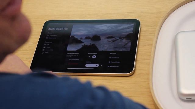 Trying Out The NEW APPLE VISION PRO! What It’s Really Like!