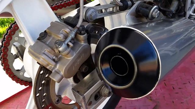 Honda Interceptor VFR Cafe Racer with Shorty Pipes смотреть онлайн