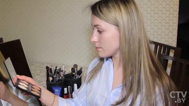 Для идеального свидания с самим собой: мастер-класс по «макияжу для себя» от стилиста смотреть онлайн
