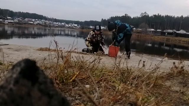 СТРОИМ ПЕСОЧНЫЙ ЗАМОК!!! смотреть онлайн