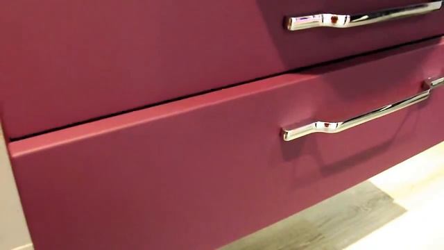 Мебель для ванной Verona с отделкой "софт тач" на MosBuild 2014 смотреть онлайн