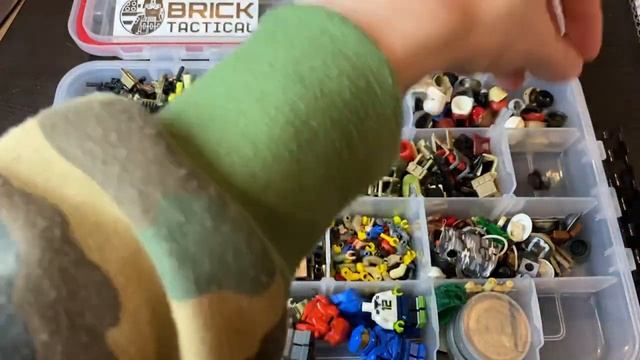 My LEGO Minifigure Case - Organizing Rant смотреть онлайн