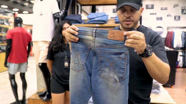 A MELHOR LOJA DE CAMISETAS DE GRIFES DO BRÁS! COMPROU E NÃO VENDEU? ELES TROCAM! #brás #brass #moda смотреть онлайн