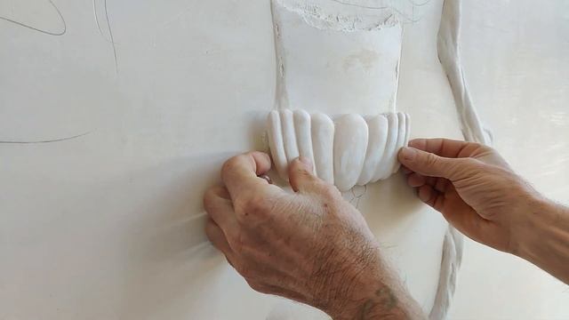 Виноградная лоза на стене, все секреты Барельеф смотреть онлайн