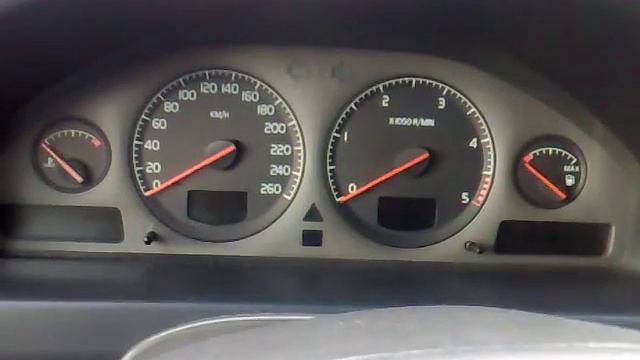 Volvo V70 D5 2002 zegary dashboard смотреть онлайн
