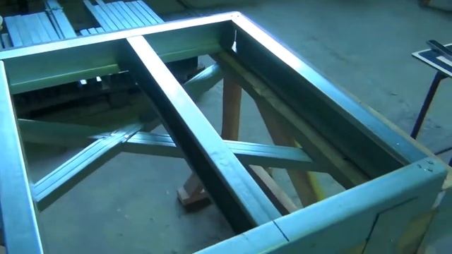 Изготовление конструкции из ЛСТК Часть 2 Внимание! Данное видео содержит субтитры! смотреть онлайн