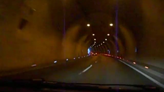 Тонель по дороге из Кемера в Анталию смотреть онлайн