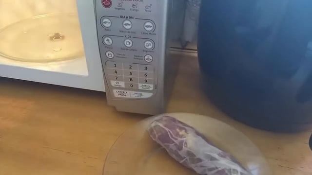Batata Doce em 5 Minutos No Microondas - Como Fazer Batata Doce Rapido No Microondas смотреть онлайн