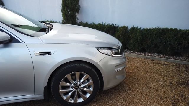 Kia Optima CRDi 2 Sportwagon offered by Norman Motors, Dorset смотреть онлайн